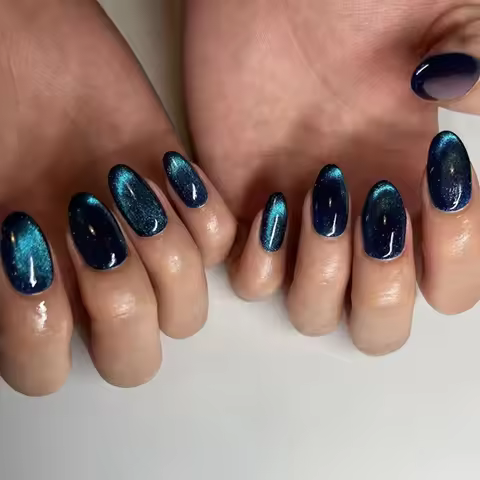 24 PCs Short French Minimalist Cat-eye Nails with 1 Jelly Gel and 1 Nail File