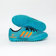 DUMIAN M3 soccer shoes for top-notch kicks with sturdy soles