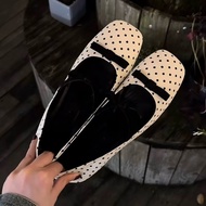 Women's lolita doll shoes with 1cm low heel, patent leather and 2 bows (FORM TO THIN FEET, ORDER BAC