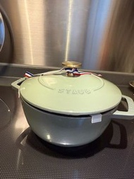 Staub 18cm尤加利綠色 和食鍋