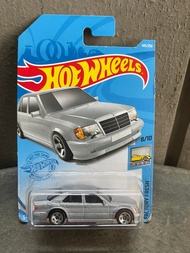 Xe mô hình đồ chơi cơ bản Hotwheels 1:64 - Mercedes-Benz 500E