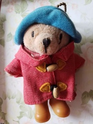 Paddington Bear 7-11 紅色公仔吊飾