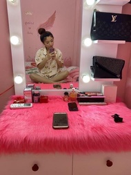 Thảm lông trải bàn trang điểm hồng dài 50 x 80cm