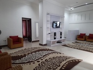 10 FF Guest House Syariah  