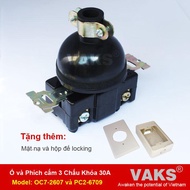 [HCM]Bộ phích cắm (PC2-6709) và ổ cắm locking (OC7-2607) 1 pha 3 chấu khóa 30A + tặng mặt nạ và hộp 