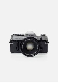 Canon AE-1 Vintage SLR 35mm Film Camera w/ Canon Lens FD 50mm f1.8 Lens
