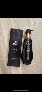 全新貨裝 呂 - 極蔘潤黑補髮洗髮液(350毫升)， 集中修護預防脫髮，讓髮根更強韌有生機，散發頭髮原本的美麗潤黑光澤， 售$239