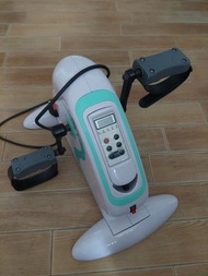 電動迷你家用健身腳踏車 腳部手部運動器