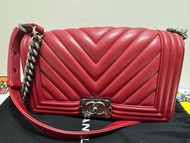 Chanel boy 25