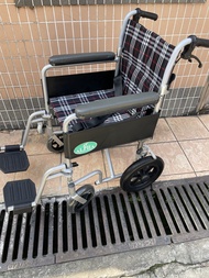 ALPHA 輪椅二手全新輪呔全正常座位闊17.5寸西貢區取
