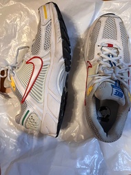 Nike Zoom Vomero 5 白色女裝