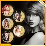 [Taylor]1 Set Commemoration  Exquisite Singer Pattern Souvenir  with Display Stand for Fans Gift Home Decoration