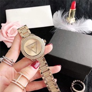 Best selling inverted triangle luxury temperament fashion high-end guess Joker Lady Shi Ying watch (send watch box) gift women