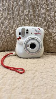 ❤️Fujifilm Instax Mini Hello Kitty 即影即有相機 紅色