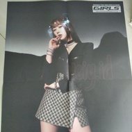 Ready Official folded poster Aespa girls kwangya GISELLE VER