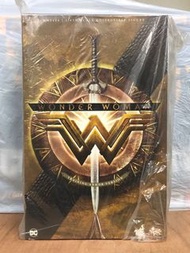 HOT TOYS MMS424 WONDER WOMAN (Training Armor Version)