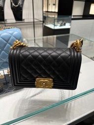 Chanel boy 20cm 黑金 荔枝皮