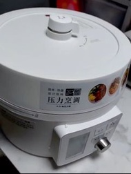 (全新）IRIS OHYAMA 4.0L 電壓力鍋 白色