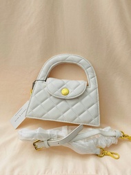 CHARLES＆KEITH小CK2-30781790小香風菱格紋手提斜揹袋Printed Wrist Bag