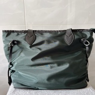 2-hand tote bag in moss color mixed with leather, size 40cm, beautiful lining, 90-95% new