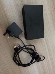 Switch 1 代 座+充電線+HDMI線一條