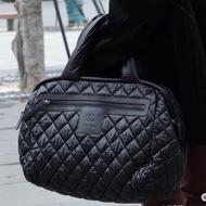 輕便時尚✨Chanel香奈兒全黑泡芙羽絨包雲朵包托特手提包☁️