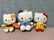 麥當勞Hello Kitty 公仔絕版（左2002年，中間1999年，右2011年）