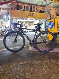 JAVA   VELOCE  ,  700 X 28C ,  2 X 9 速 ， 鋁合金 公路車 ， 刀軨 ，內走線 ，有花鼓聲 ，前後轆可快拆 ， （Size  : M 碼）