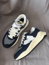 New Balance NB 5740 男女同款海軍藍運動休閒鞋