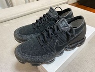 Nike air vapormax flyknit triple black 2.0 US10