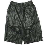 H BEAUTY&YOUTH日本製仿皮短褲 (1619-299-0913)，S碼，黑色，易穿短褲。二手。 [H BEAUTY&YOUTH]