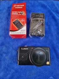 Panasonic Lumix DMC-LX2 數碼相機連充電器