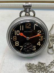 1940s WALTHAM 華爾頓 二戰英國軍用琺瑯瓷面手上鍊機械古董懷錶