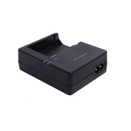 Camera Battery Charger For Canon LP-E8 EOS 550D / 600D / 650D / 700D AC 100V-240V 50/60HZ 0.25A Cameras Battery Charging