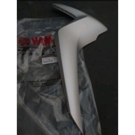 Front Right Panel 2 Mio S Silver Doff Original YGP B3B-F835V-00-P3