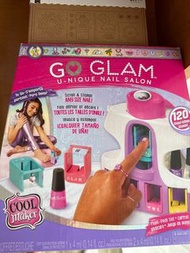 Go Glam nail salon