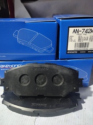 AKEBONOผ้าเบรคหน้ารถ toyota altis ปี 04-20( AKEBONO JAPAN ) ตรงรุ่น