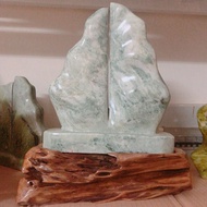 NATURAL SERPENTINE GREEN STONE SAILS 38 tall, weighs more than 9kg