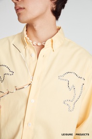(Leisure Projects) dolphin oxford shirt   เสื้อเชิ๊ตผ้าoxford รีดหมุดลายโลมา