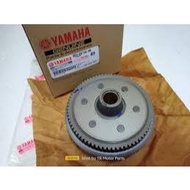 Y16ZR PRIMARY DRIVEN GEAR 100% ORIGINAL YAMAHA B5V-E6150-00