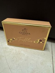 Godiva Cube truffles Chocolate (6 pieces)