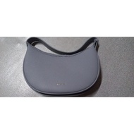👜(preloved) Bostanten Fashion Moon Bag Handbag PU Leather