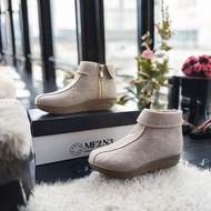 Women's boots / Korean style boots women's/ shoes beautiful women's boots