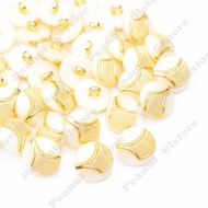 1.5cm asymmetrical gold Japanese button