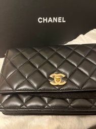 Chanel 金球woc 黑 未使用品
