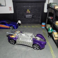 UNGU Hot Wheels Krazy 8s Metallic Purple