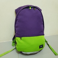 TB529 crumpler the private zoo backpack