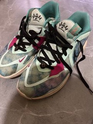 Kyrie low 5 multi-color