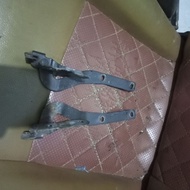 MESIN Mazda 333 86-88 Ford laser 1.3 86-97 hood hinge