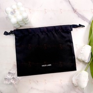 Haus Labs drawstring bag black 21.5x17.5cm